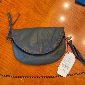 NWT wallet Petite Mendigote Bonmarce store France genuine leather scratches
